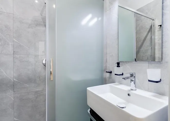Apartment Bdc - The Boss: Stunning 2-bdr @termini *