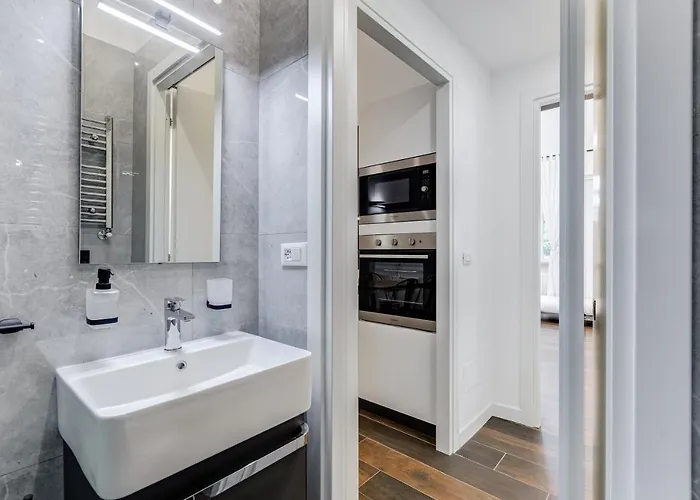 Apartment Bdc - The Boss: Stunning 2-bdr @termini *